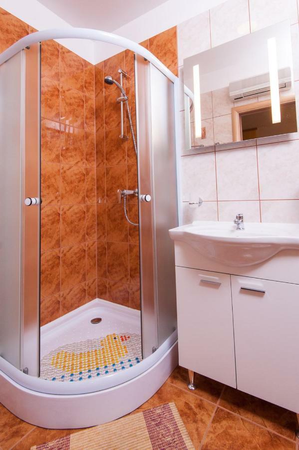 Apartmani Galija بيساك المظهر الخارجي الصورة